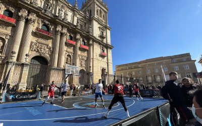La Plaza de Santa María se convierte en cancha de basket 3×3 con 200 participantes, preludio del partido de mañana de la selección española contra Georgia en Jaén