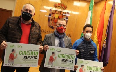 El Ayuntamiento y la Federación Andaluza colaboran para atraer a la ciudad el Circuito Andaluz de Menores de Pádel que disputarán 400 promesas de esta disciplina