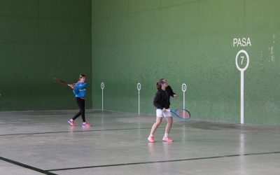 El Ayuntamiento adjudica obras de mejora en las instalaciones deportivas de los barrios de El Tomillo y El Valle y en La Salobreja por un importe que supera los 133.000 euros