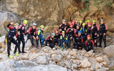 Recta final de actividades en plena naturaleza en el campamento de verano del Ayuntamiento de Jaén en la Sierra de Pozo Alcón