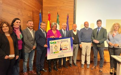 El alcalde pone en valor el deporte como vía para la inclusión social en la presentación del cupón de la ONCE dedicado al centenario del Real Jaén C.F.