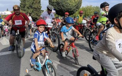 La recogida de dorsales del III Día de la Bicicleta de Cadena 100 será este viernes, 27 de octubre, en el complejo deportivo municipal de La Salobreja, en horario ininterrumpido de 9:00 a 21:00 horas