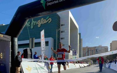 Óscar Aymerich y Josefina Rodríguez se adjudican la victoria en la XXVII Media Maratón de la Mujer Corredora en Memoria de Paco Manzaneda organizada por el Patronato Municipal de Deportes