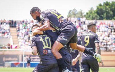 El alcalde felicita al Real Jaén por su segunda plaza liguera y le desea suerte en su debut en los play off contra el Torre del Mar