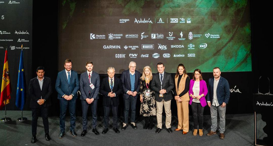 La capital renueva su compromiso con la Andalucía Bike Race by Garmin que mostrará los valores patrimoniales y naturales de Jaén