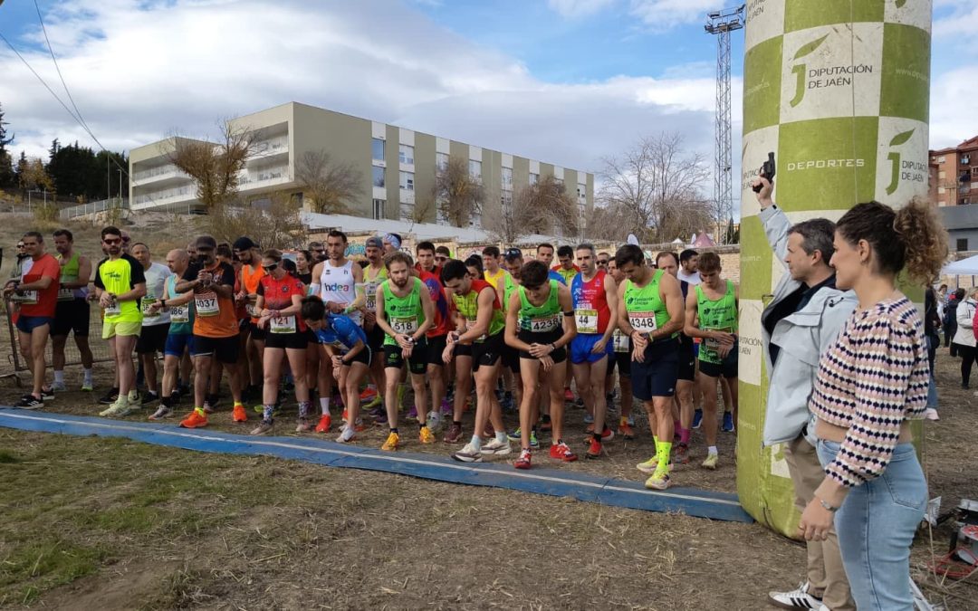 Cynthia Ramírez, que además se adjudica el Circuito Provincial, y Andrés Estepa ganan el XXVIII Cross Popular“Ciudad de Jaén”, que ha reunido a más de 400 deportistas