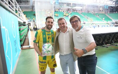 El Ayuntamiento felicita al Jaén Paraíso Interior FS por la merecida Copa del Rey y brinda el balcón del Palacio Consistorial al club para celebrar un doblete histórico